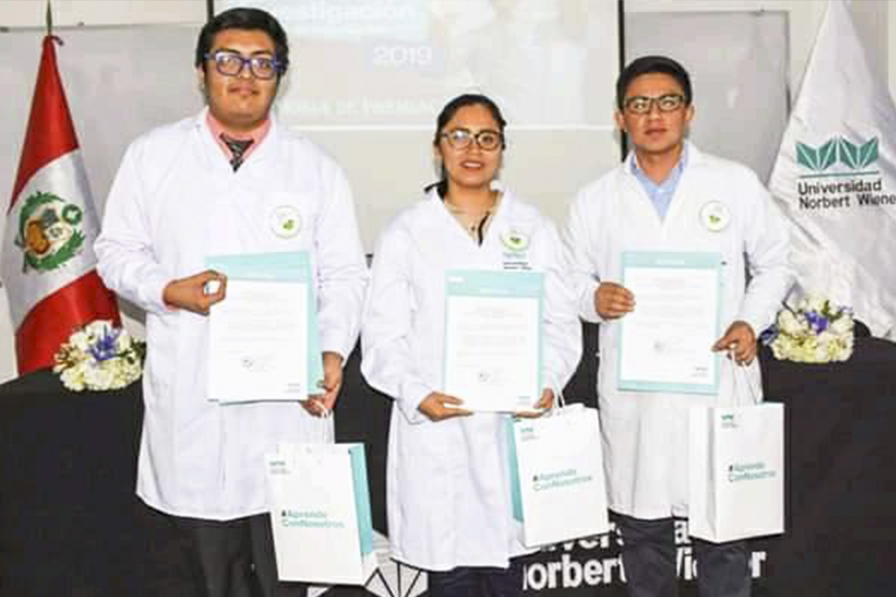 SEMILLERO DE INVESTIGACIÓN DE LA FACULTAD DE FARMACIA Y BIOQUÍMICA REALIZÓ PUBLICACIÓN EN REVISTA INDIZADA A SCOPUS