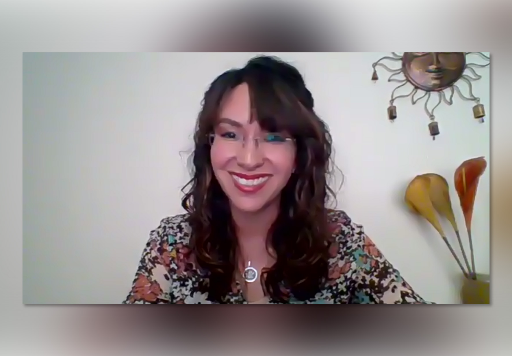 ROL DEL PSICÓLOGO EN TIEMPOS DE PANDEMIA FUE ANALIZADO POR INVESTIGADORA DE LA UNIVERSIDAD DE CUENCA, ECUADOR, EN CONFERENCIA VIRTUAL