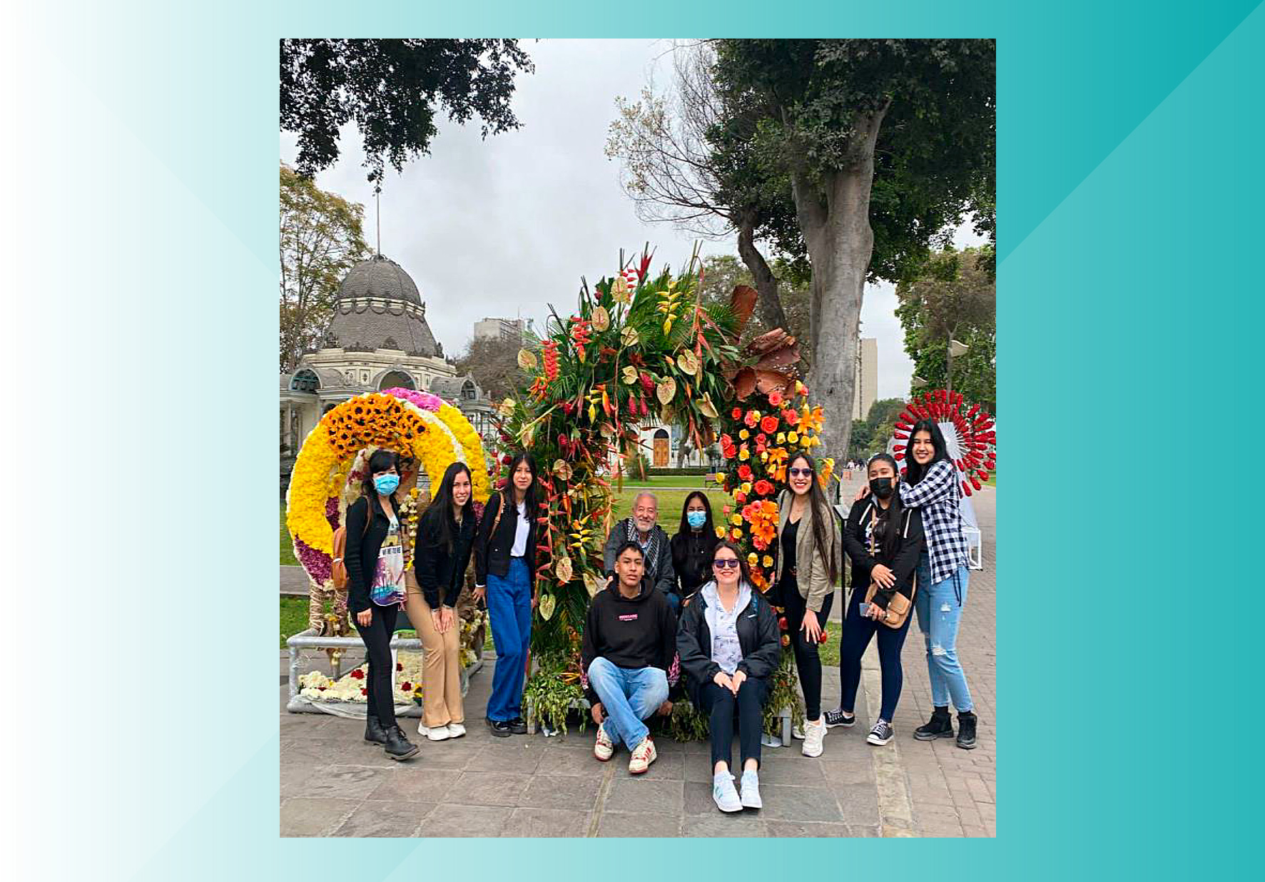 ALUMNOS DE LA EAP DE ADMINISTRACIÓN EN TURISMO Y HOTELERÍA HICIERON UN RECORRIDO CULTURAL POR EL CENTRO DE LIMA
