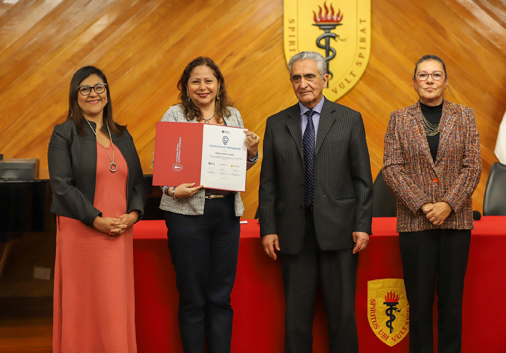 INVESTIGADORAS DE LA UNIVERSIDAD NORBERT WIENER PARTICIPARON EN EL DIPLOMADO EN GESTIÓN DE LA INVESTIGACIÓN EN CIENCIA, TECNOLOGÍA E INNOVACIÓN EN INSTITUCIONES DE EDUCACIÓN SUPERIOR