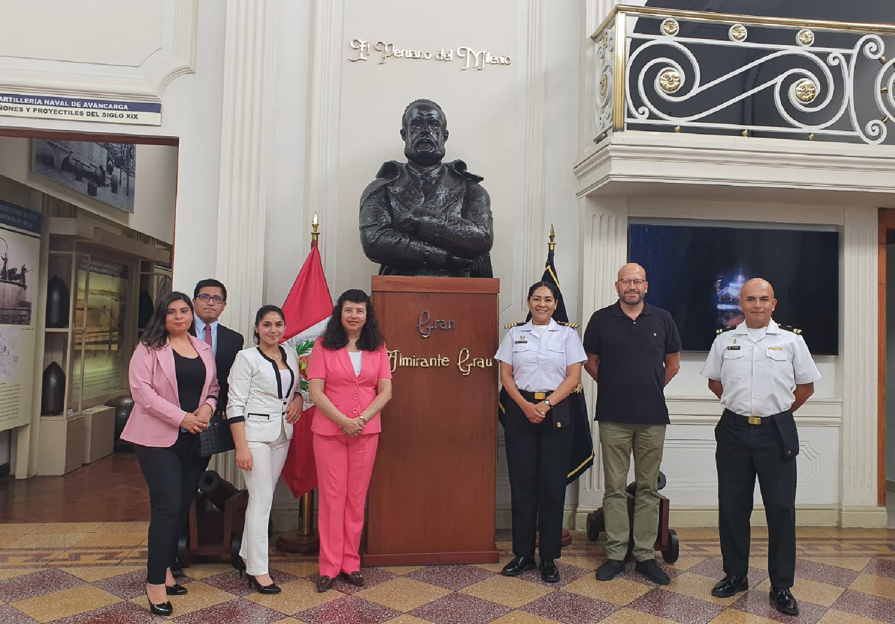 ESTUDIANTES DE LA EAP DE ADMINISTRACIÓN EN TURISMO Y HOTELERÍA PRESENTARON PROPUESTA PARA LA GESTIÓN ADMINISTRATIVA DEL MUSEO NAVAL DEL CALLAO