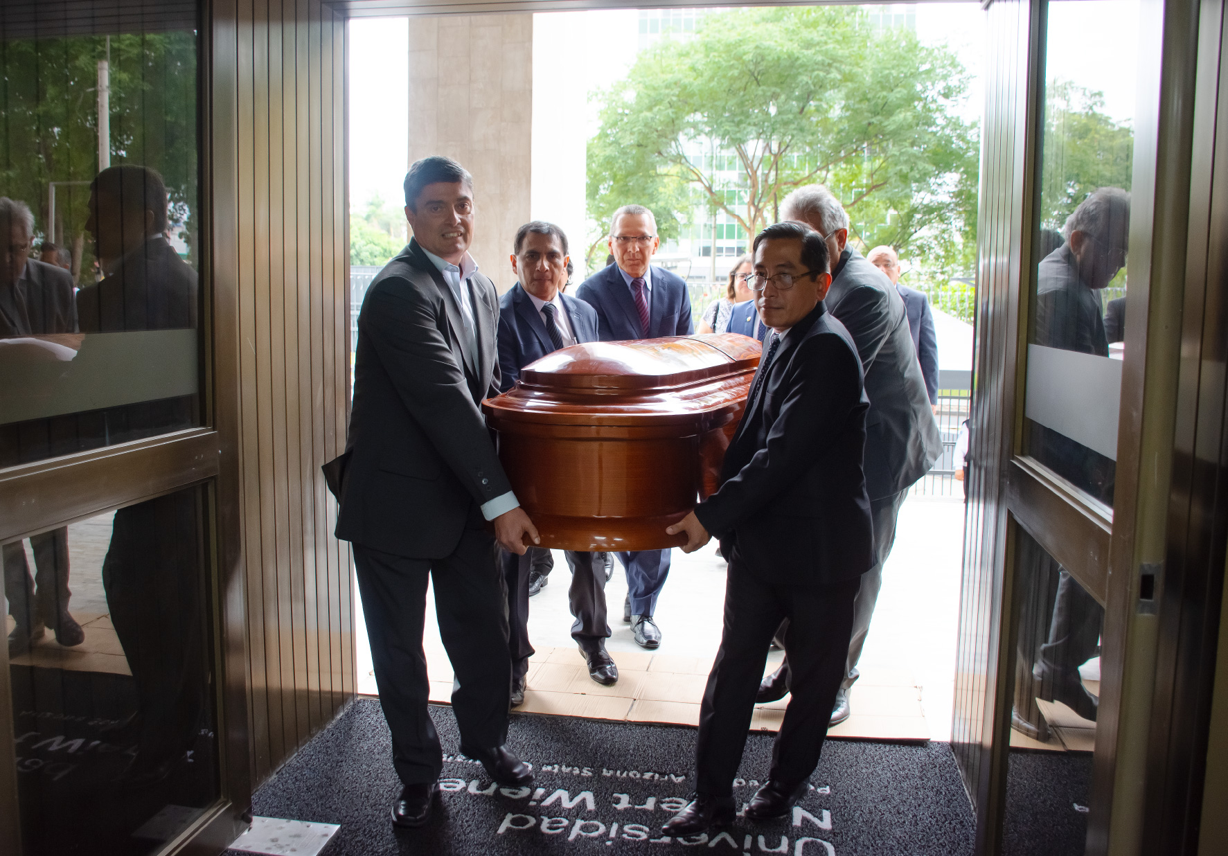 UNIVERSIDAD NORBERT WIENER REALIZÓ HOMENAJE DE CUERPO PRESENTE AL DOCTOR ENRIQUE LEÓN SORIA