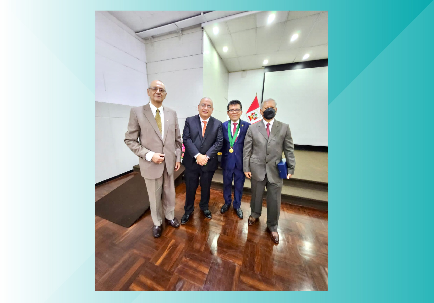 DIRECTOR EJECUTIVO DE LA FACULTAD DE CIENCIAS DE LA SALUD DE LA UNIVERSIDAD NORBERT WIENER RECIBIÓ EL RECONOCIMIENTO DEL HOSPITAL CENTRAL DE LA FAP Y LA SOPEMI