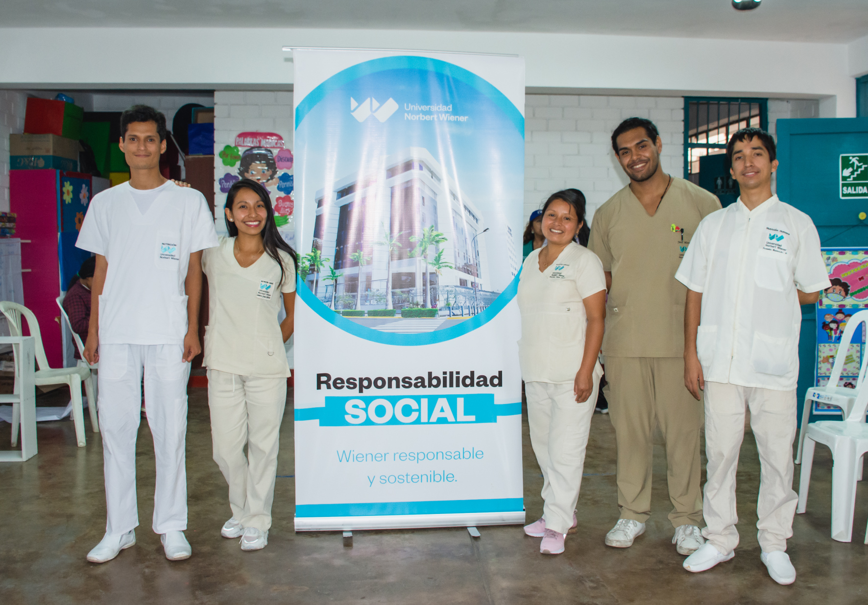 RESPONSABILIDAD SOCIAL: INTERNOS DE NUTRICIÓN Y DIETÉTICA OFRECIERON CHARLAS NUTRICIONALES A PADRES DE FAMILIA DEL DISTRITO DE VILLA EL SALVADOR