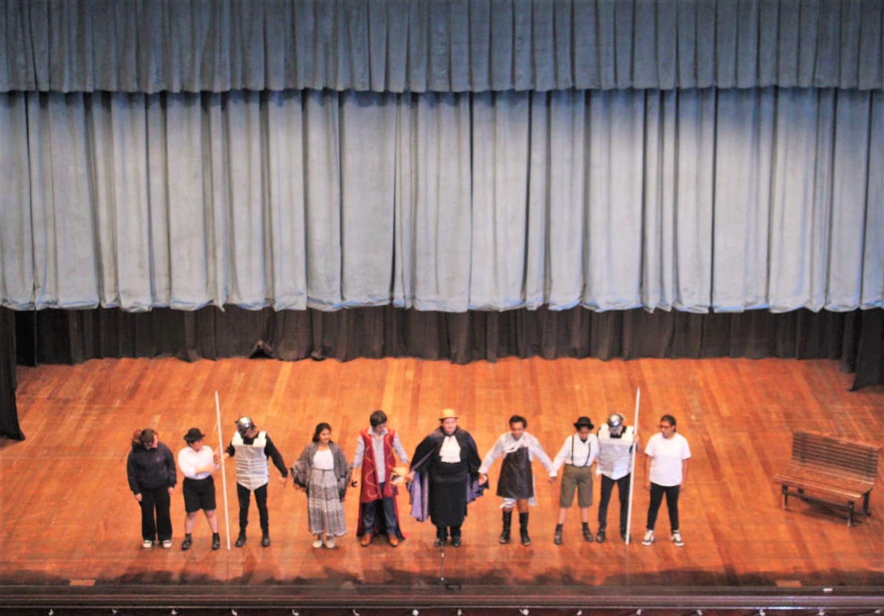 ELENCO DE TEATRO DE LA UNIVERSIDAD NORBERT WIENER OBTUVO LOS PREMIOS A MEJOR ACTOR Y MEJOR DIRECTOR EN EL FESTUNI 2023