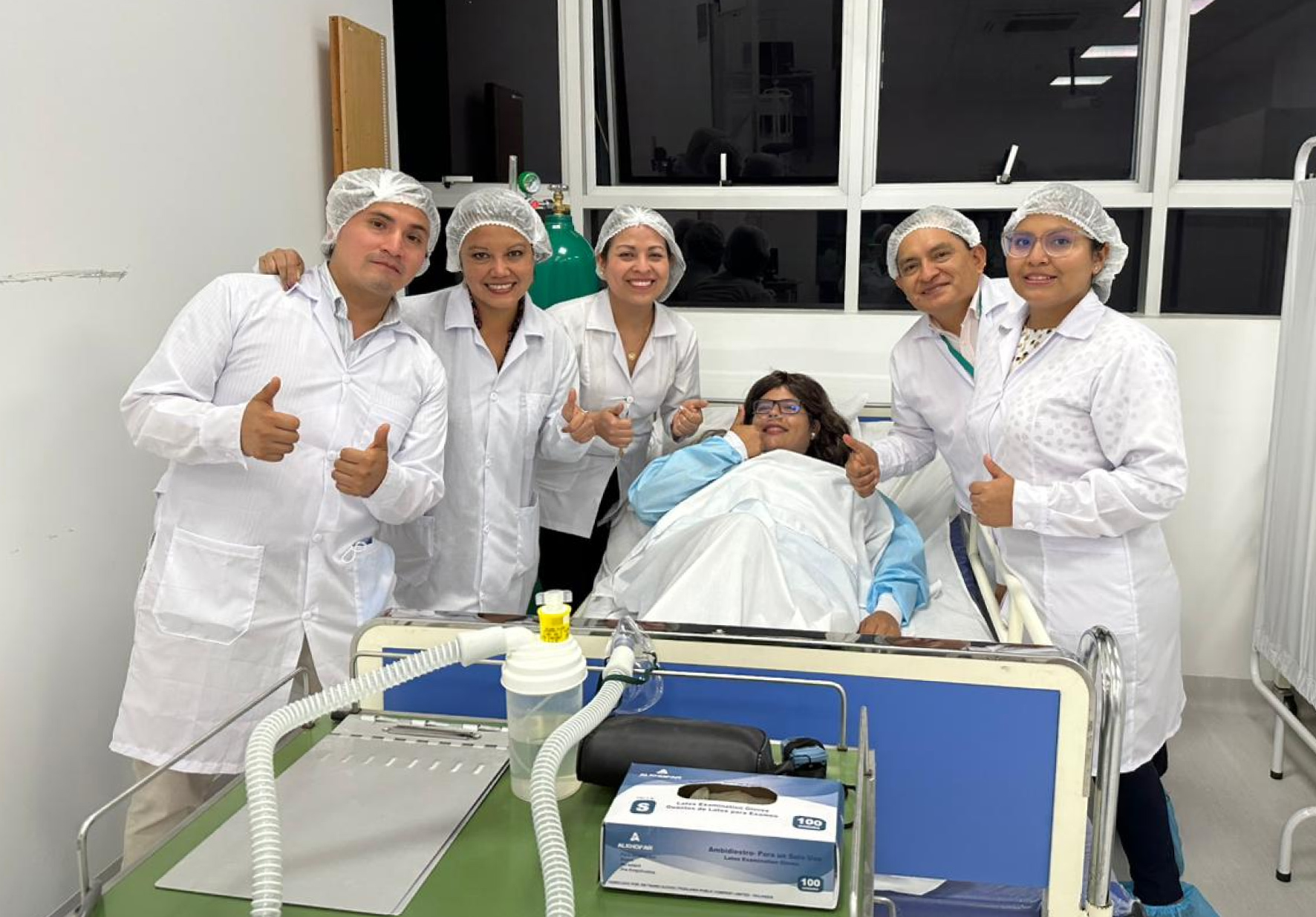 ESTUDIANTES DE TECNOLOGÍA MÉDICA EN TERAPIA FÍSICA Y REHABILITACIÓN DE NORBERT WIENER INICIARON CLASES PRÁCTICAS EN SU MODERNO CENTRO DE SIMULACIÓN CLÍNICA
