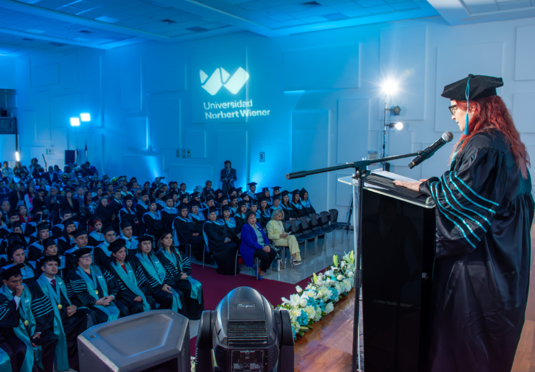 VICEMINISTRA DE POLÍTICAS Y EVALUACIÓN SOCIAL DEL MIDIS DIO LA BIENVENIDA AL MUNDO PROFESIONAL A GRADUADOS DE LA UNIVERSIDAD NORBERT WIENER