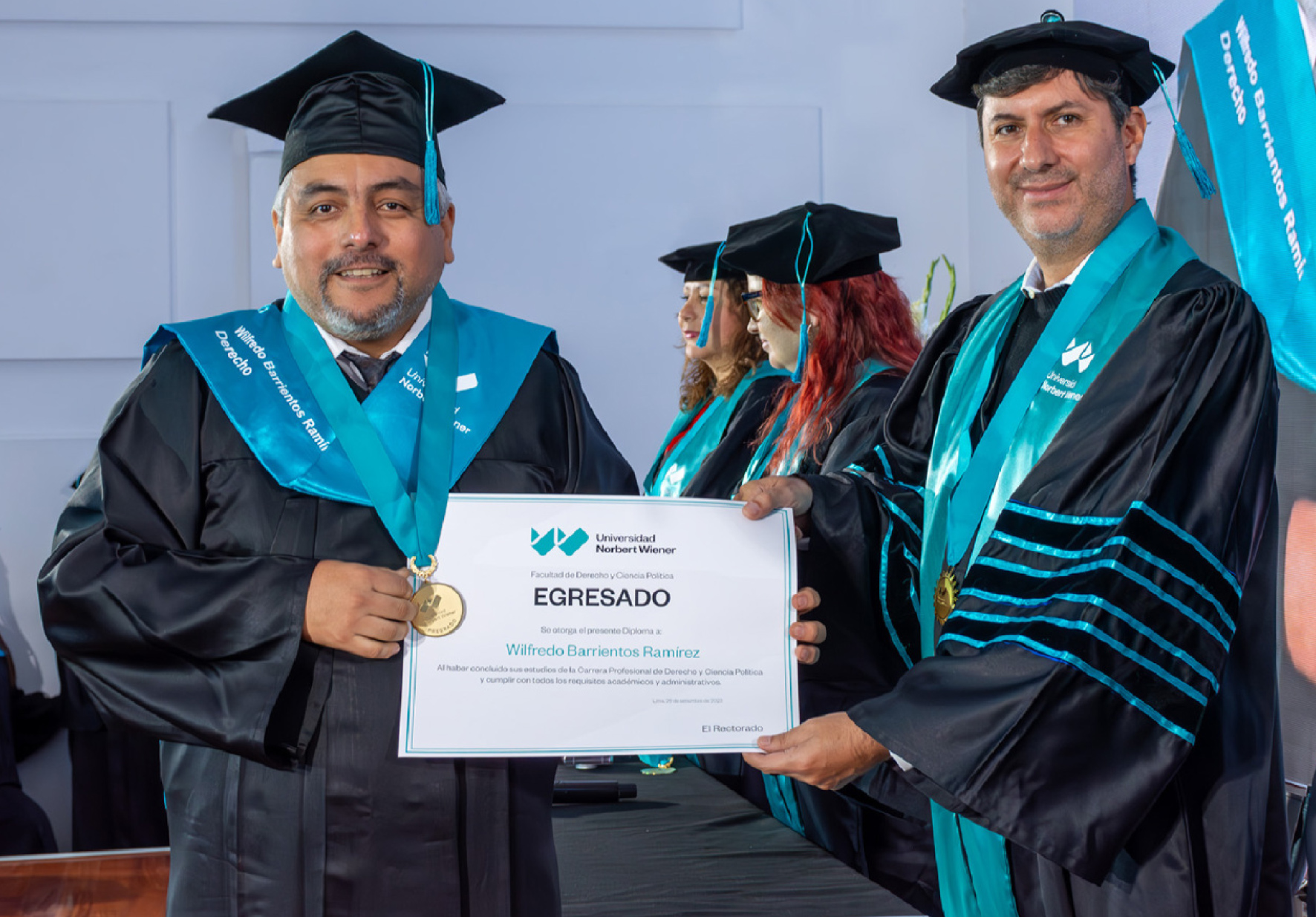 VICEMINISTRA DE POLÍTICAS Y EVALUACIÓN SOCIAL DEL MIDIS DIO LA BIENVENIDA AL MUNDO PROFESIONAL A GRADUADOS DE LA UNIVERSIDAD NORBERT WIENER