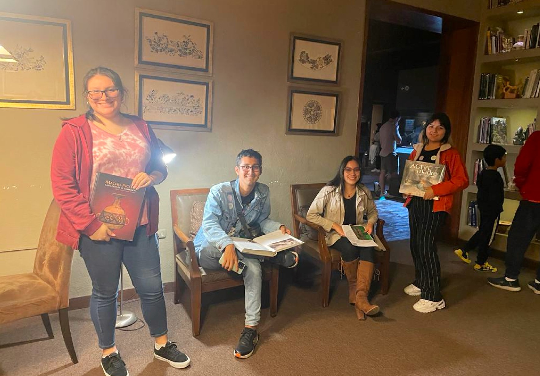 ESTUDIANTES DE LA EAP DE ADMINISTRACIÓN EN TURISMO Y HOTELERÍA DE NORBERT WIENER REALIZARON VISITAS DE ESTUDIO AL MUSEO LARCO Y LOS PANTANOS DE VILLA