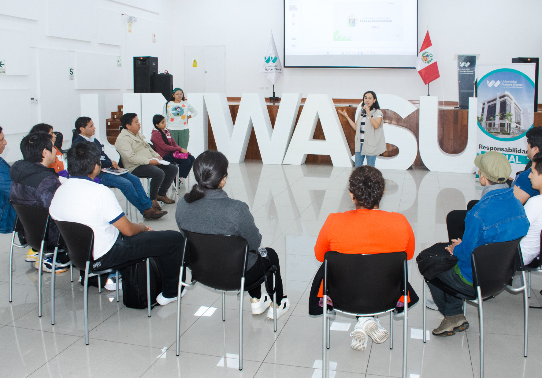 UNIVERSIDAD NORBERT WIENER Y ASOCIACIÓN FERREYCORP REALIZARON PROGRAMA DE EMPLEABILIDAD EN BENEFICIO DE NUESTROS ESTUDIANTES Y EGRESADOS