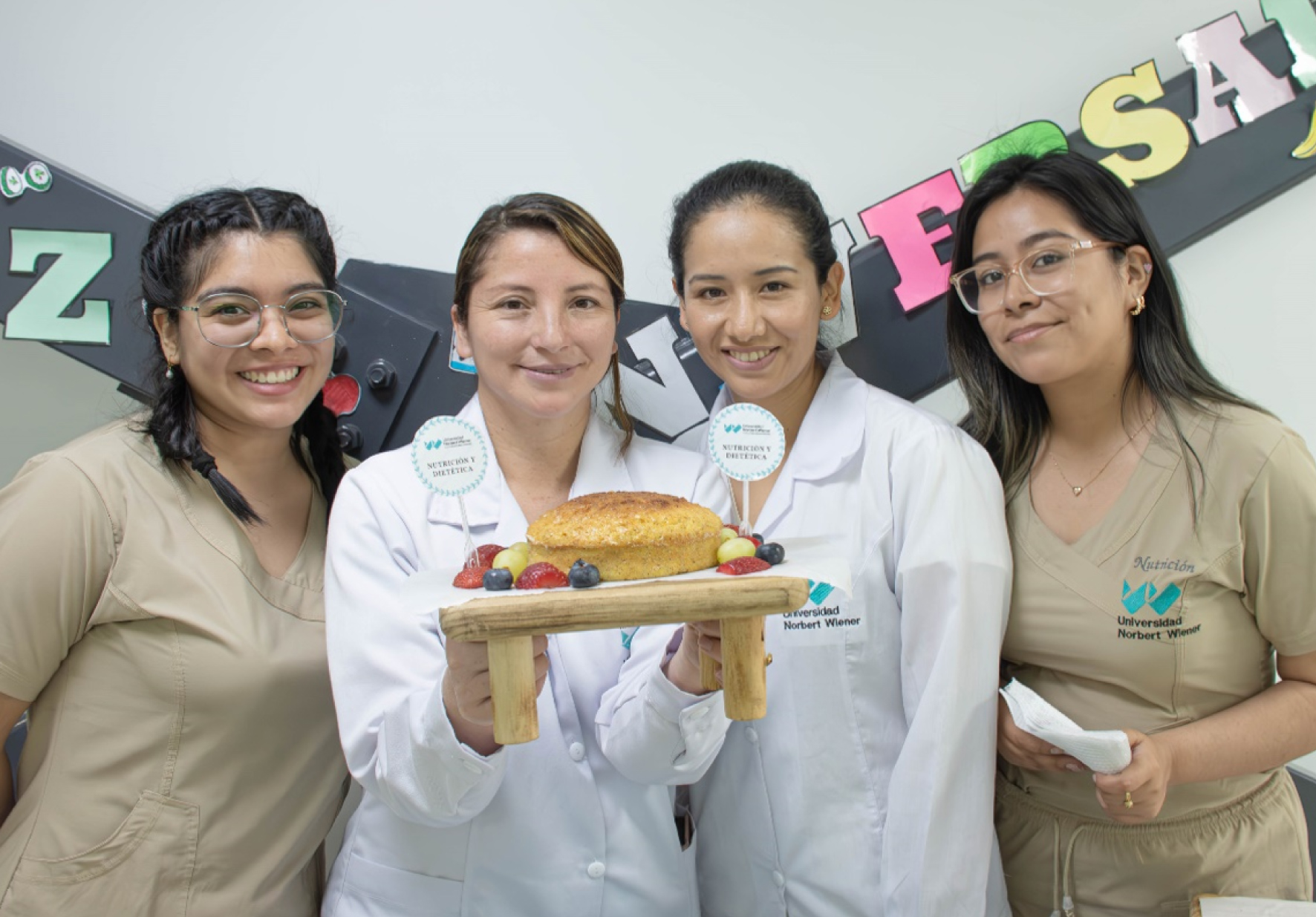 EAP DE NUTRICIÓN Y DIETÉTICA DE LA UNIVERSIDAD NORBERT WIENER CELEBRÓ SU IX ANIVERSARIO CON UN CICLO DE ACTIVIDADES CIENTÍFICAS