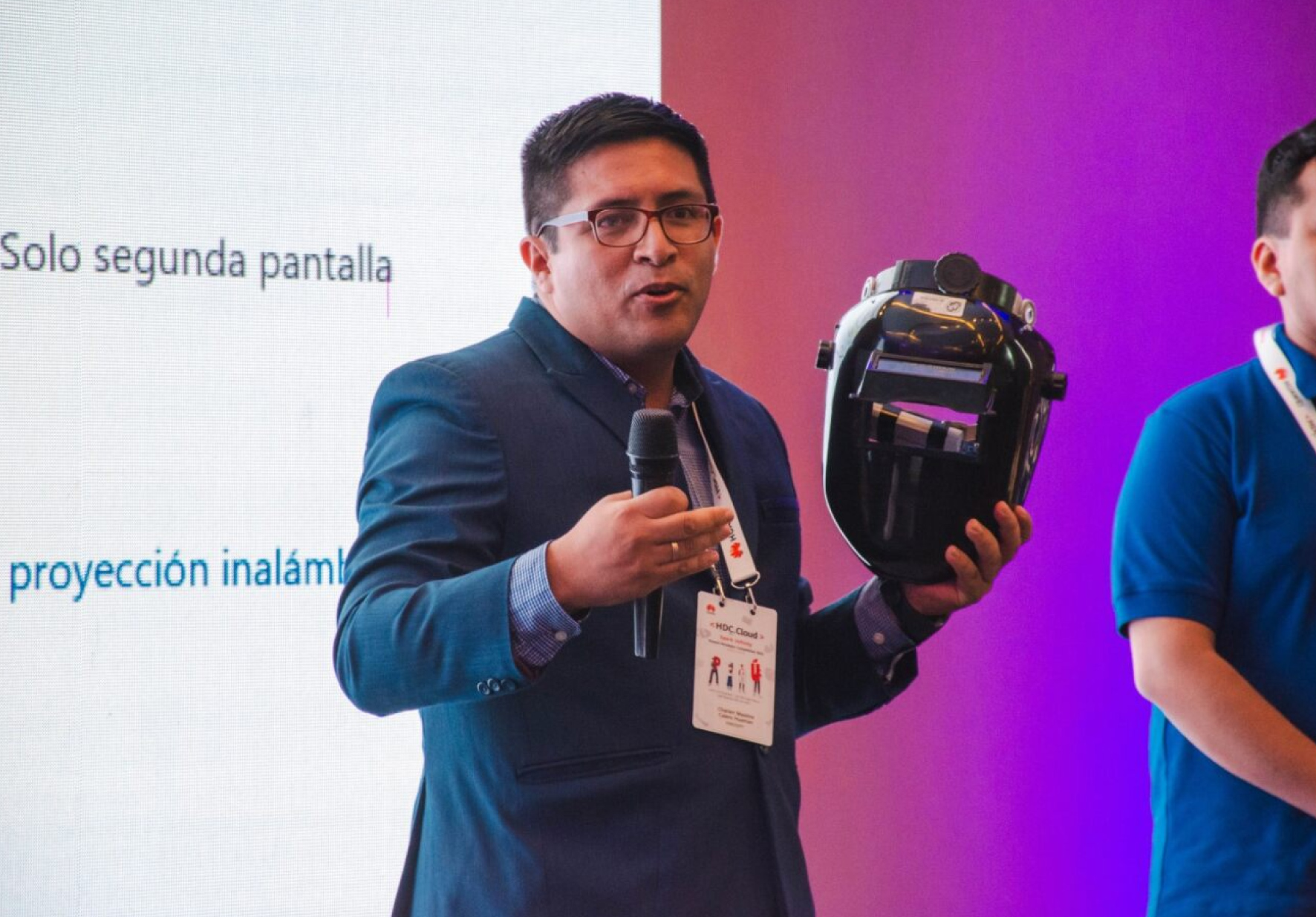 EQUIPO DE ESTUDIANTES DE INGENIERÍA DE SISTEMAS DE NORBERT WIENER SE UBICÓ COMO SEGUNDO FINALISTA EN EL CONCURSO HUAWEI DEVELOPERS COMPETITION 2023 LATAM