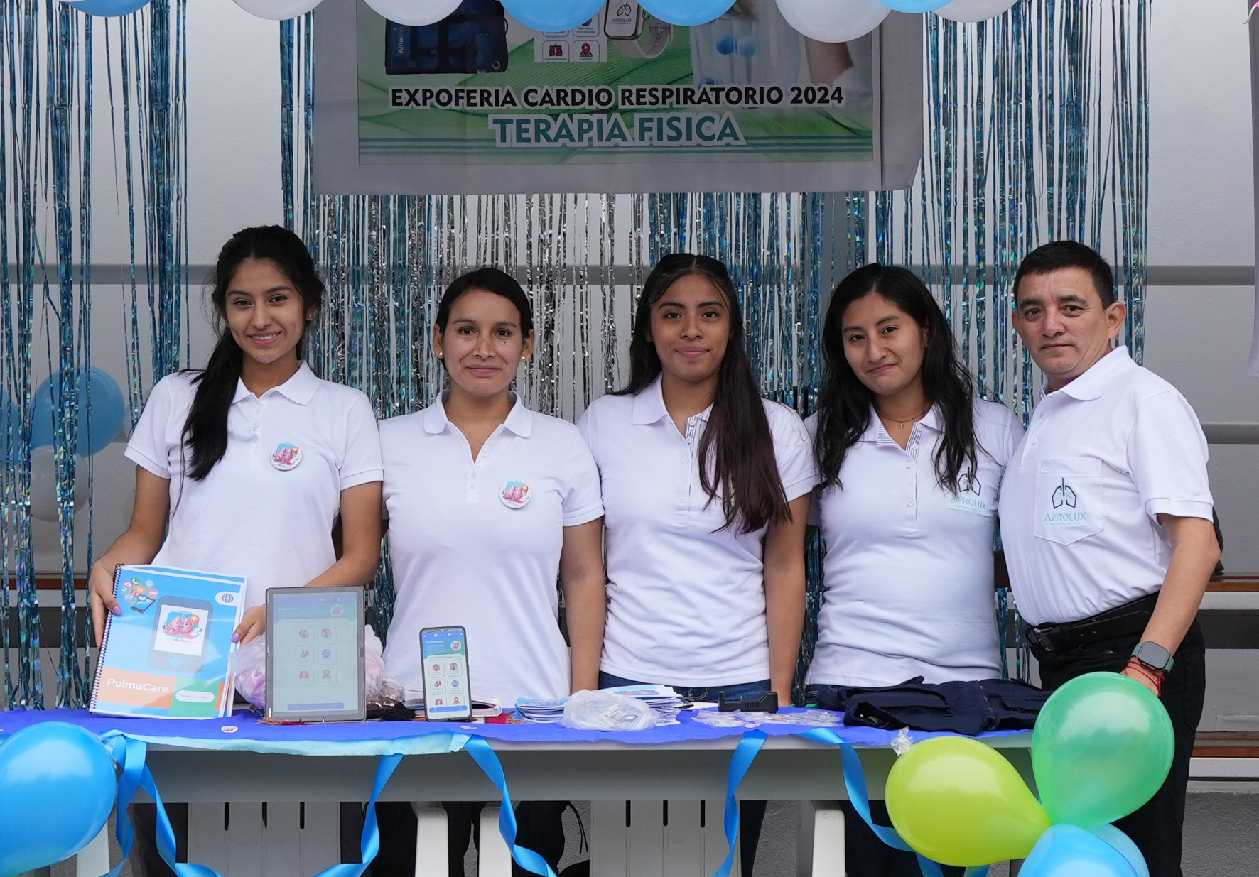 ESTUDIANTES DE LA CARRERA DE TECNOLOGÍA MÉDICA EN TERAPIA FÍSICA Y REHABILITACIÓN PRESENTARON SUS PROYECTOS EN II FERIA DE INVENTOS CARDIORRESPIRATORIOS