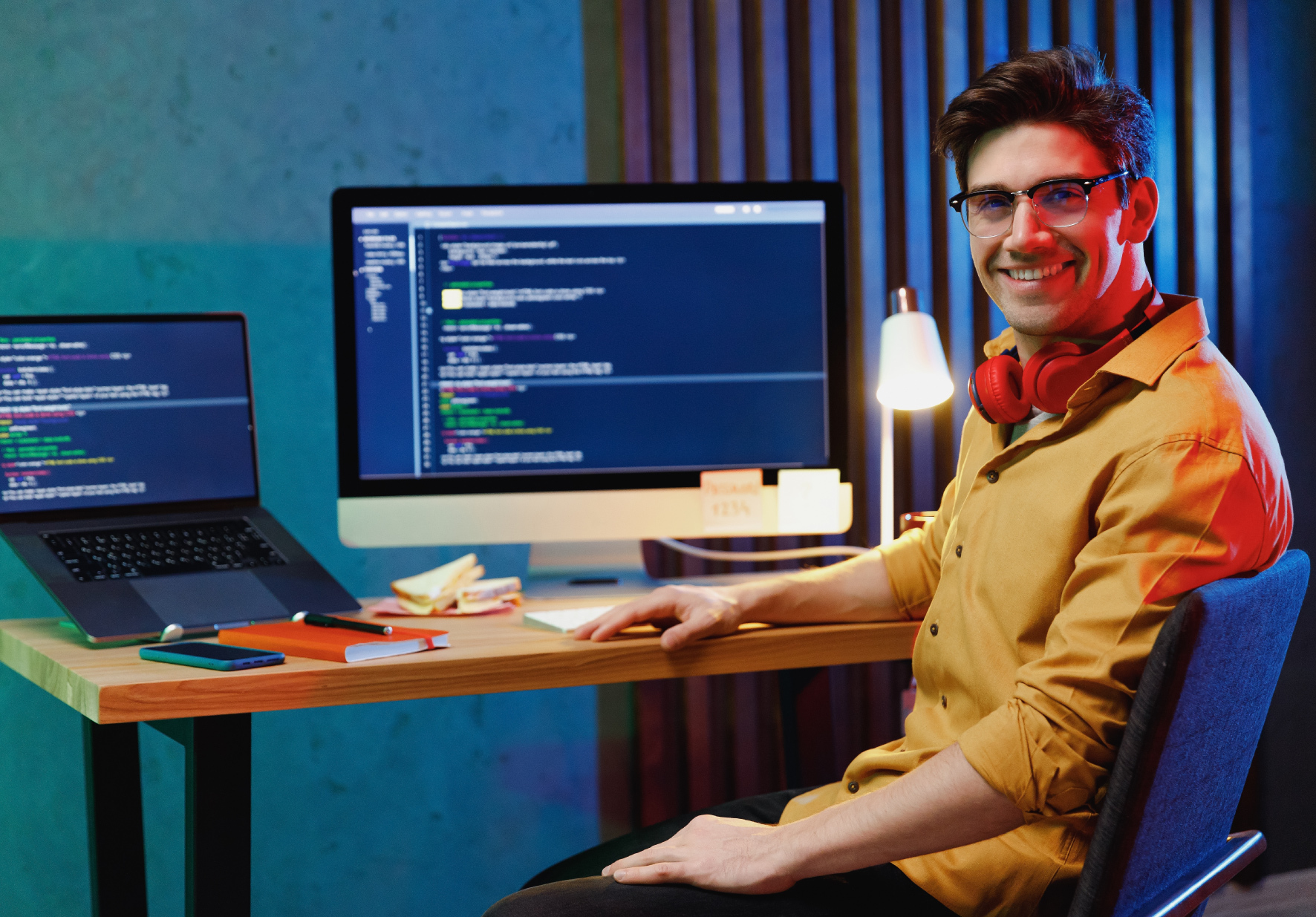 ¿EN QUÉ PUEDES TRABAJAR SI ESTUDIAS INGENIERÍA DE SISTEMAS E INFORMÁTICA?