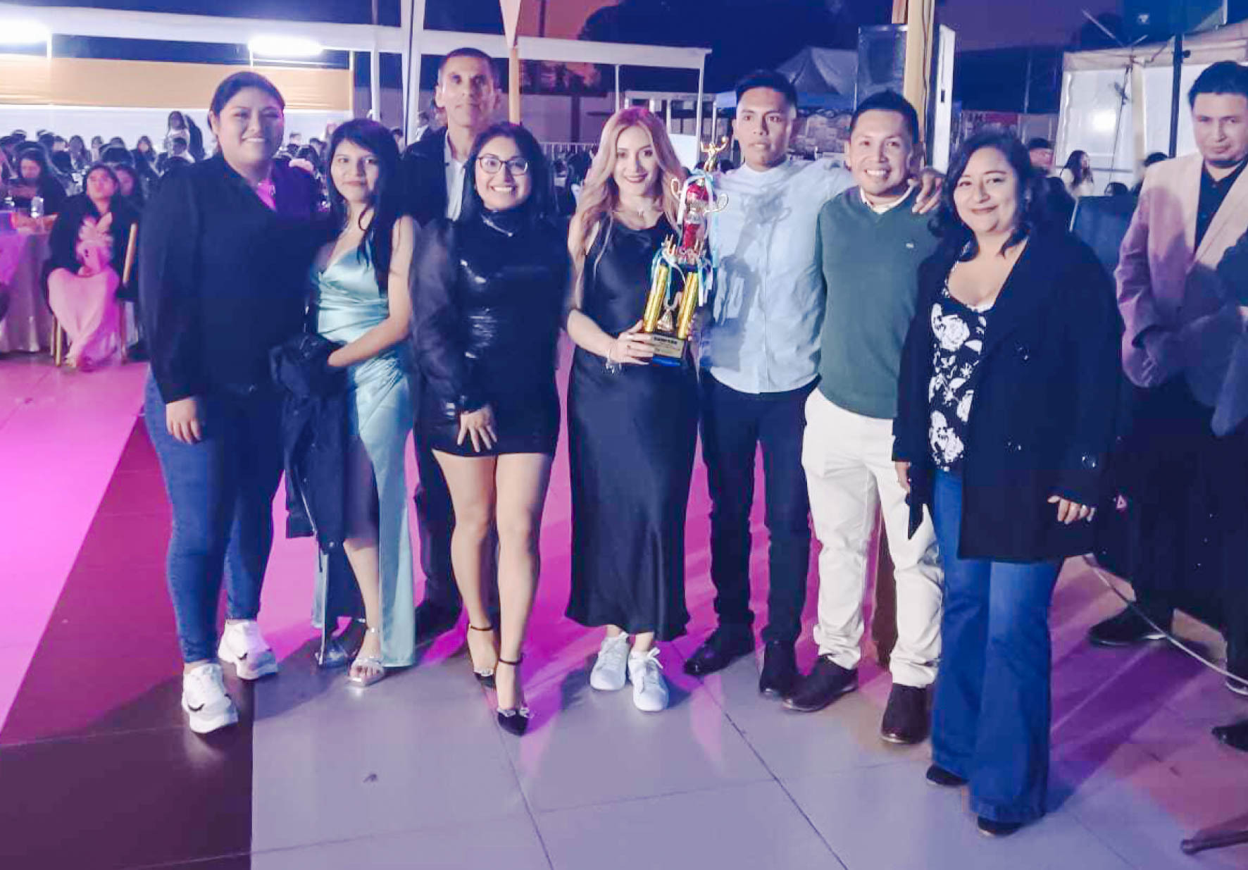 CARRERA DE FARMACIA Y BIOQUÍMICA DE LA UNIVERSIDAD NORBERT WIENER REALIZÓ TRADICIONAL FIESTA DE LA CONFRATERNIDAD FARMACÉUTICA